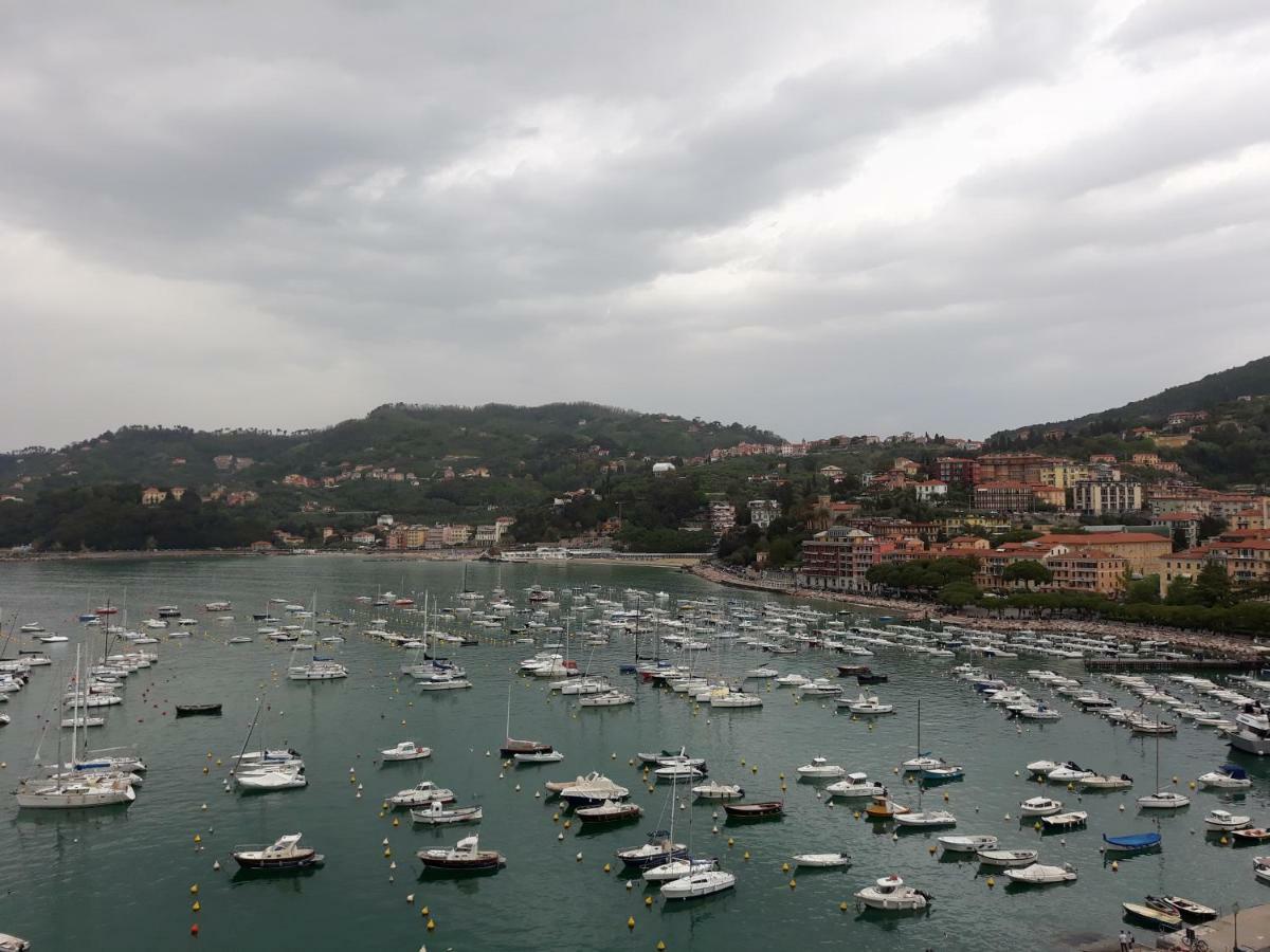 Appartamento Il Golfo Dei Poeti E 5 Terre A 2 Passi La Spezia Exterior photo